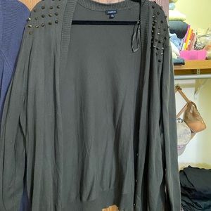 Studded shoulder cardigan